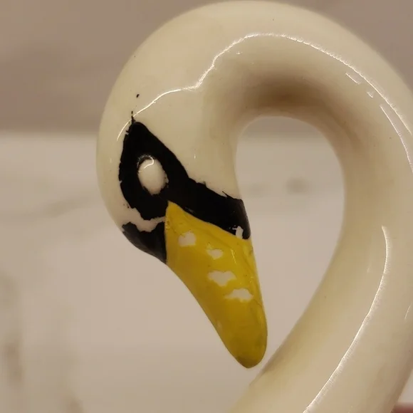 PORCELAIN Ceramic Swan white trinket holder 4"h x 5"w - Picture 5 of 9